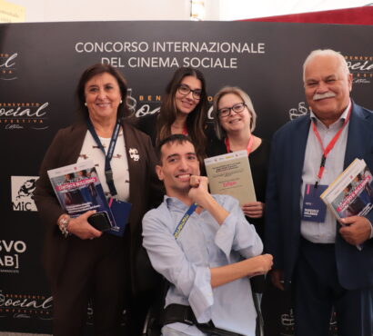 Back to school. Eroi contro il bullismo